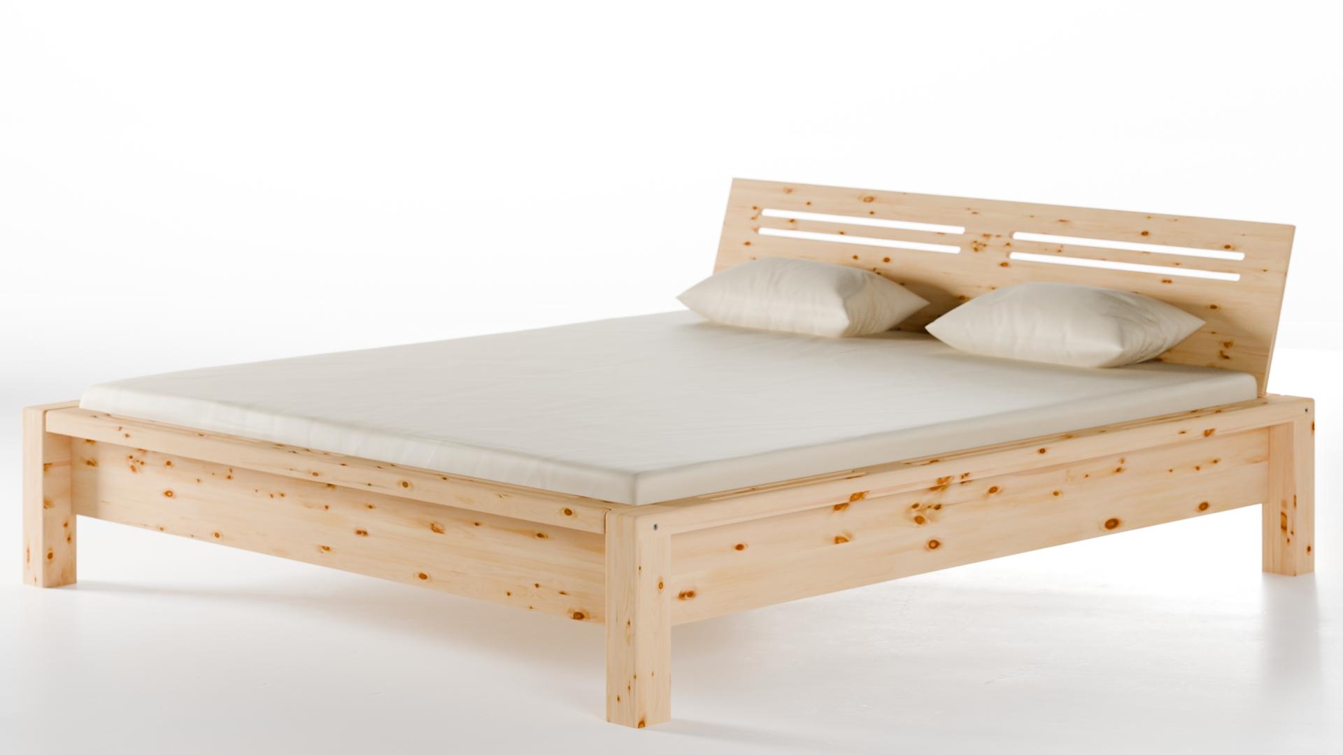 Lamellenbett Zirbenholz 180 x 200 cm